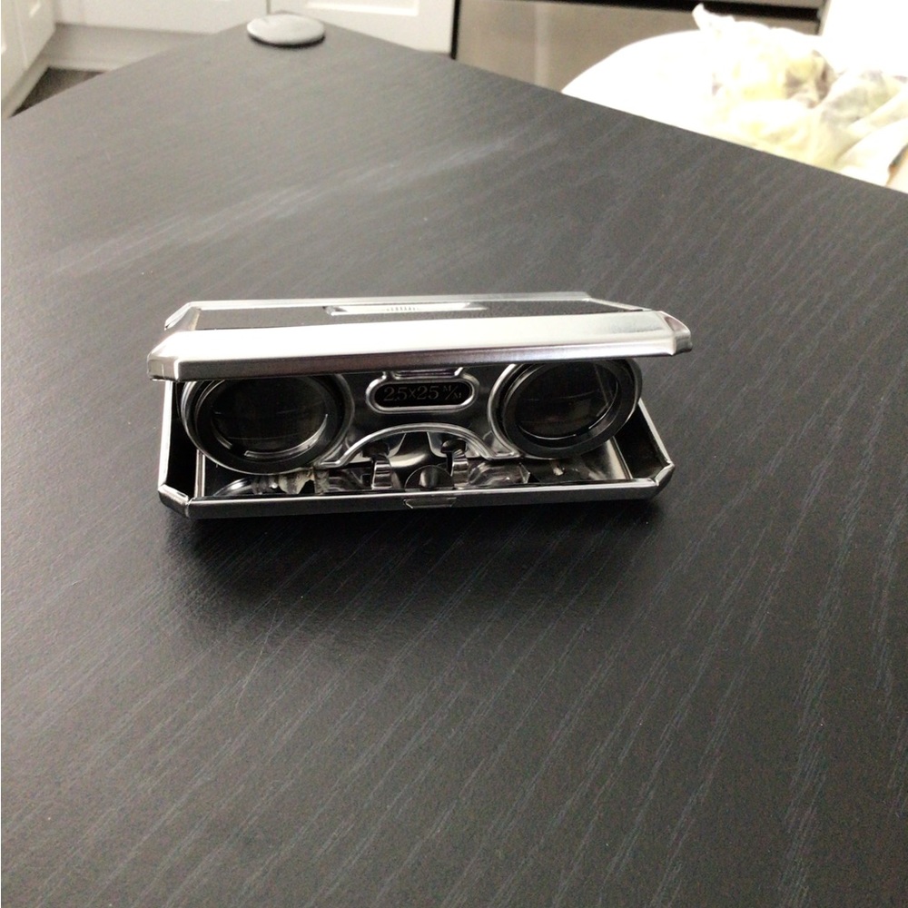 Personal binocular